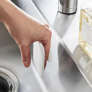 Magnetic bathroom sponge made of silicone Tower - Yamazaki