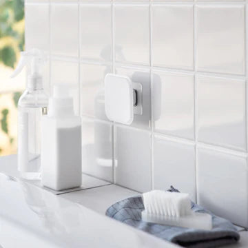 Magnetic bathroom sponge made of silicone Tower - Yamazaki