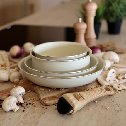 5-piece cooking set in recycled alminium in different colors - 2 layer ceramic coating - Menastyl