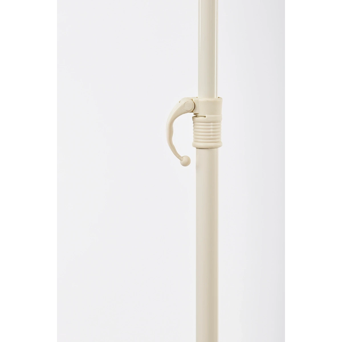 Parasol de plage et de jardin EZPELETA – de l'ombre légère pour tes déplacements