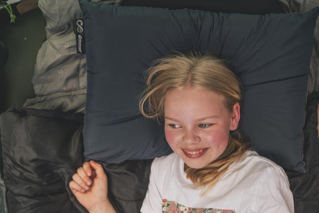 Outwell Comfort deluxe pillow in carrying bag