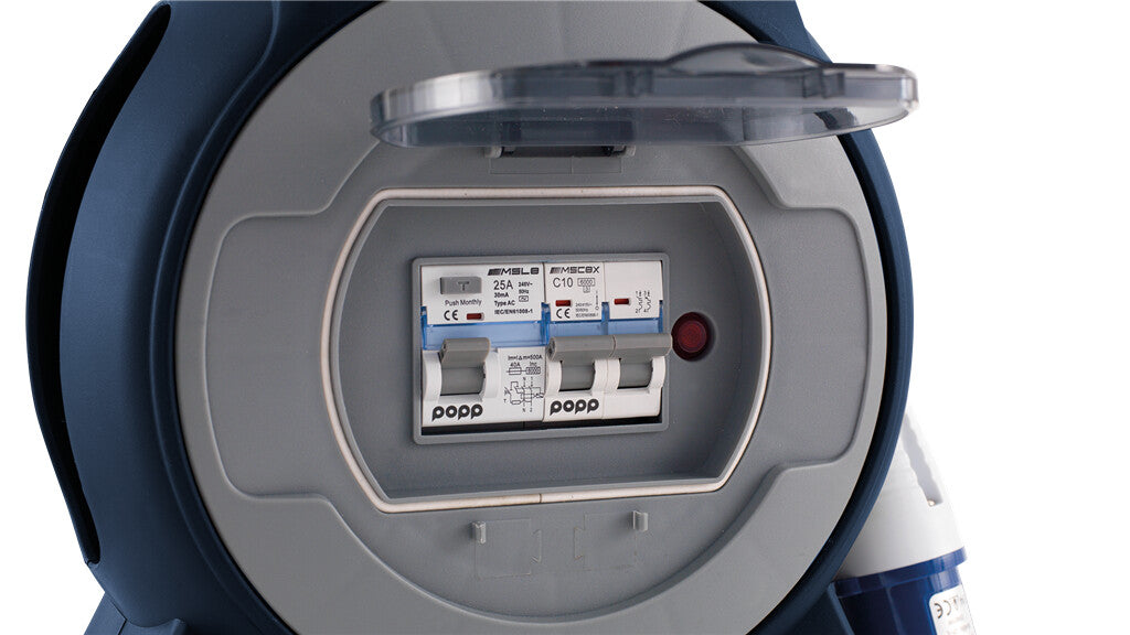 Outwell Mensa Triple power strip with retractable cable and USB/light