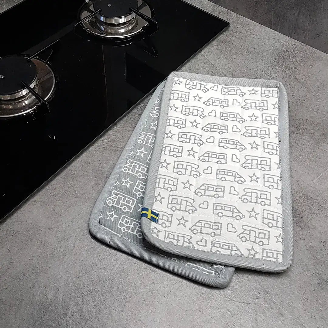 Pannenlappen met camper of caravan print - set van 2 stuks - wit/grijs - Pufz