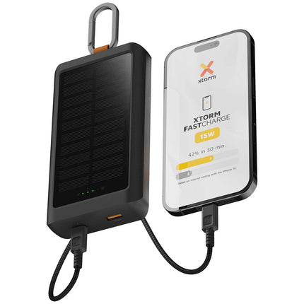 Xtorm - Go2 Solar Powerbank - With light - 10,000 mAh