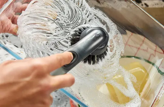 Dish brush with soap dispenser and replaceable head SinkTech - Joseph Joseph