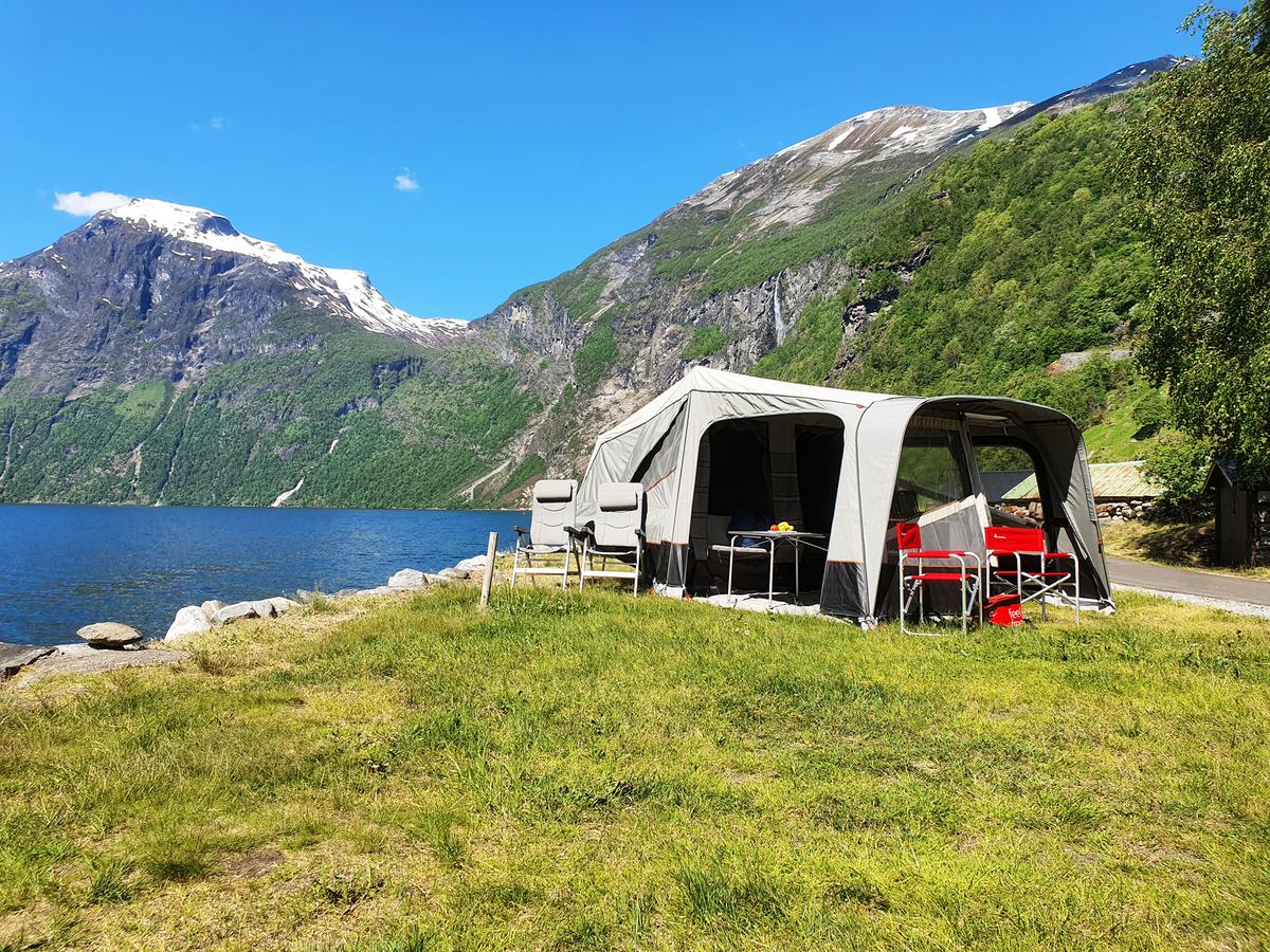 Camp-Let Passion folding trailer
