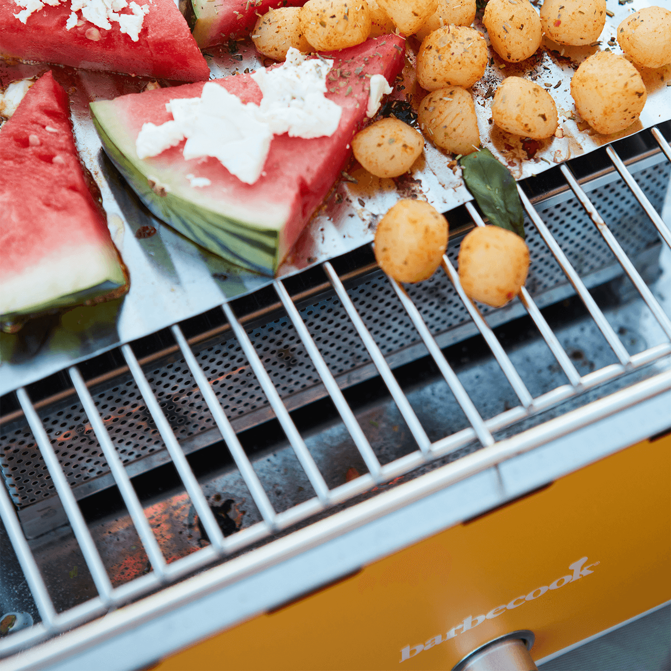 Carlo charcoal table grill - Barbecook