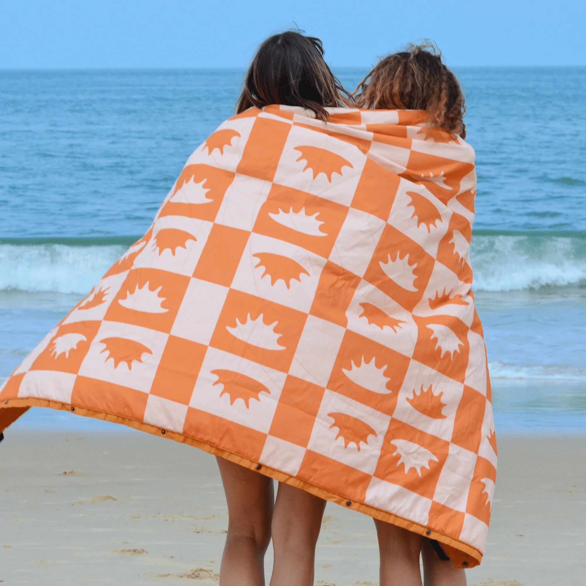 Blanket for picnic and beach -Voited