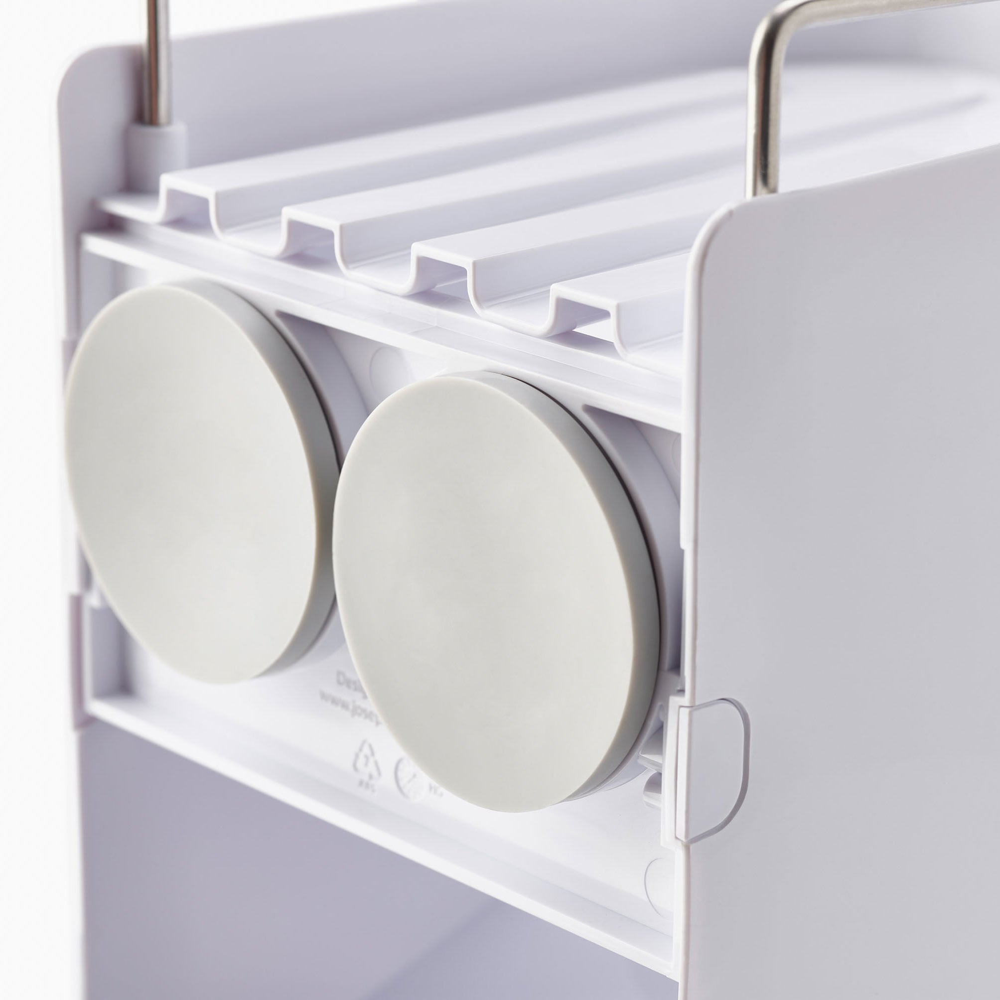 Shower rack in 2 levels with suction cups to attach Capsule- Joseph Joseph