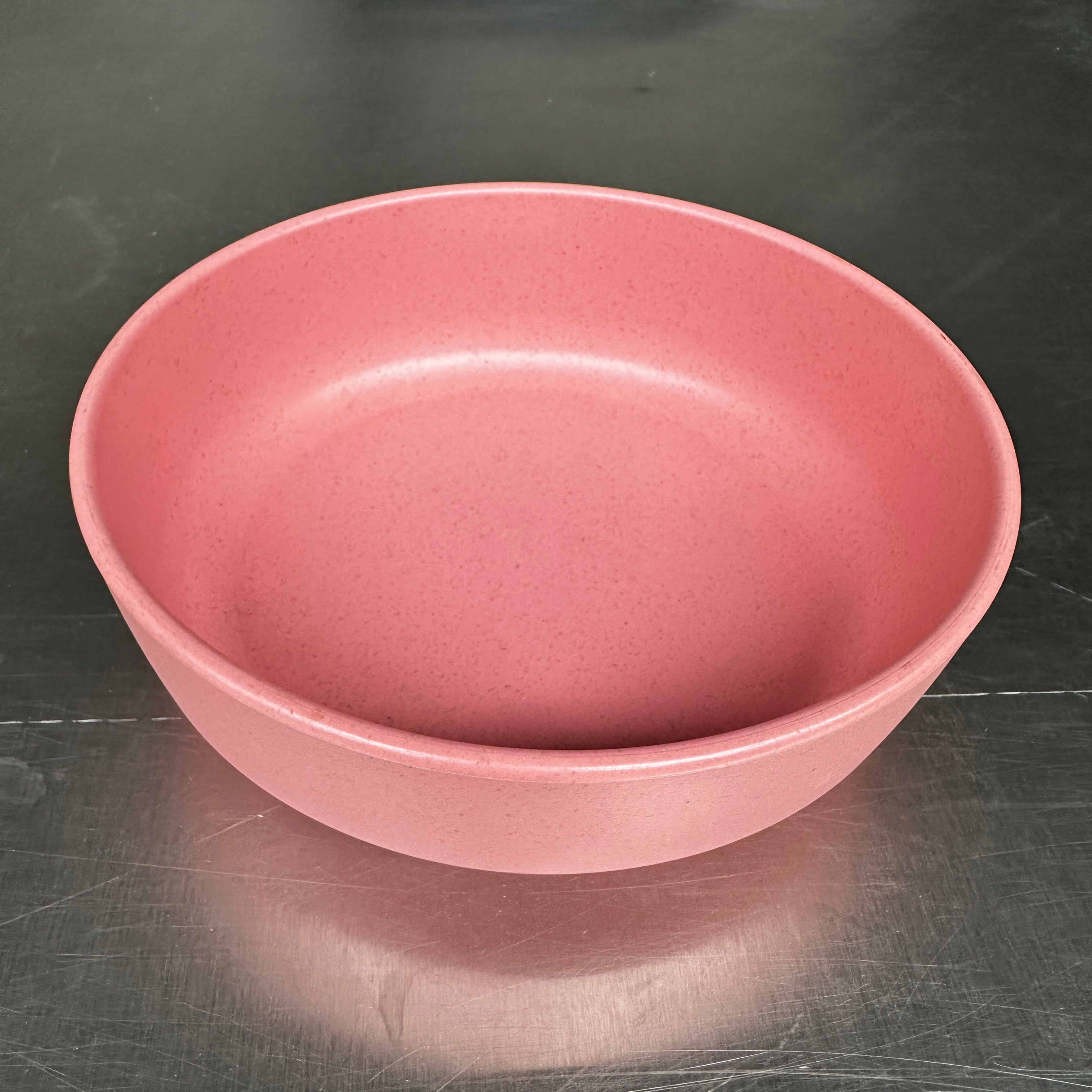 Stylish drinking and/or feeding bowl for dogs with anti-slip bottom Bevel - Abode