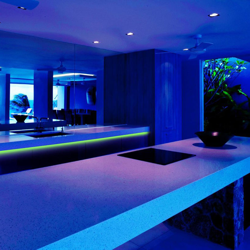 Flexible RGB LED strip of 3 m self-adhesive with remote control - Grundig