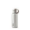 Stainless Steel drinkfles van Black&Blum met dop met groene rand en leder draagbandje gesloten