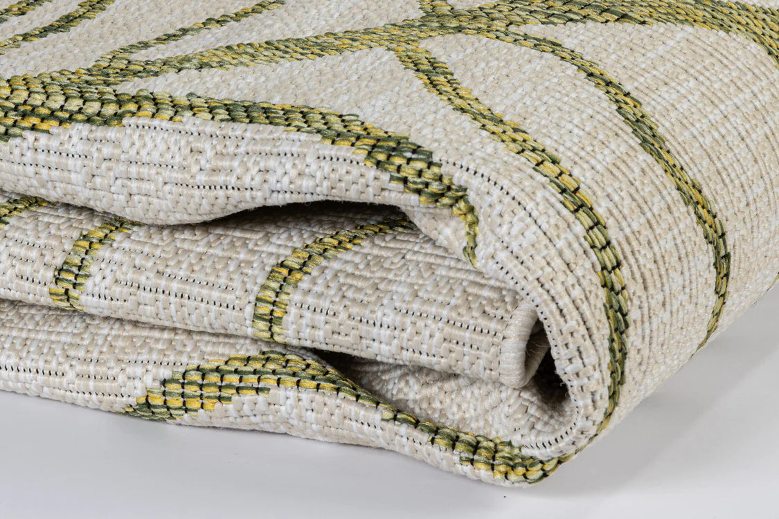 Luxury outdoor rug Carros Green in various shapes and sizes - Human Comfort