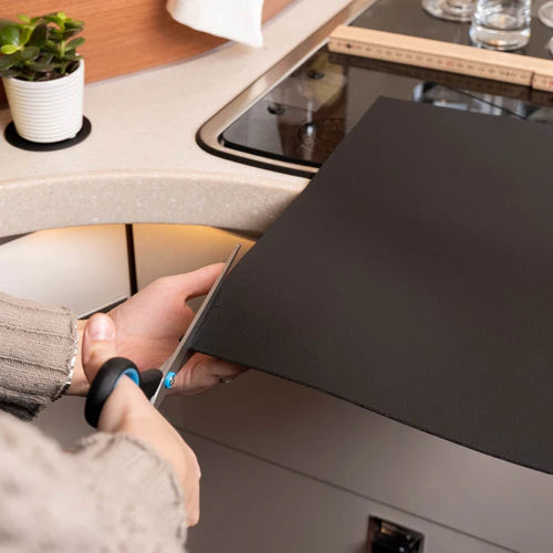 Magnetic 11-piece plastic dinnerware set - Silwy