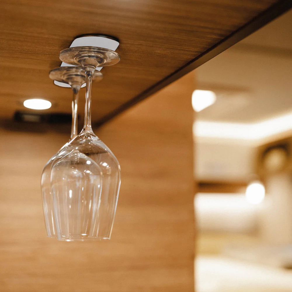 Metal strip for magnetic attachment of Silwy products