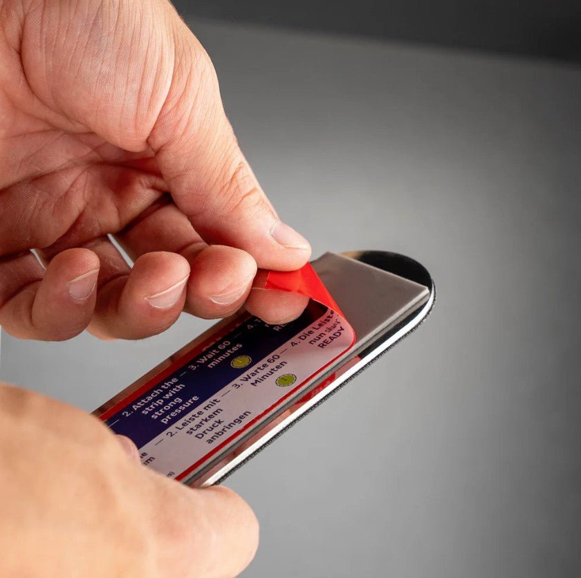 Metal strip for magnetic attachment of Silwy products