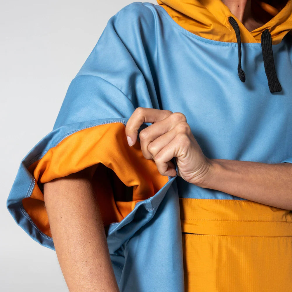 Poncho with microfiber fleece - Voited