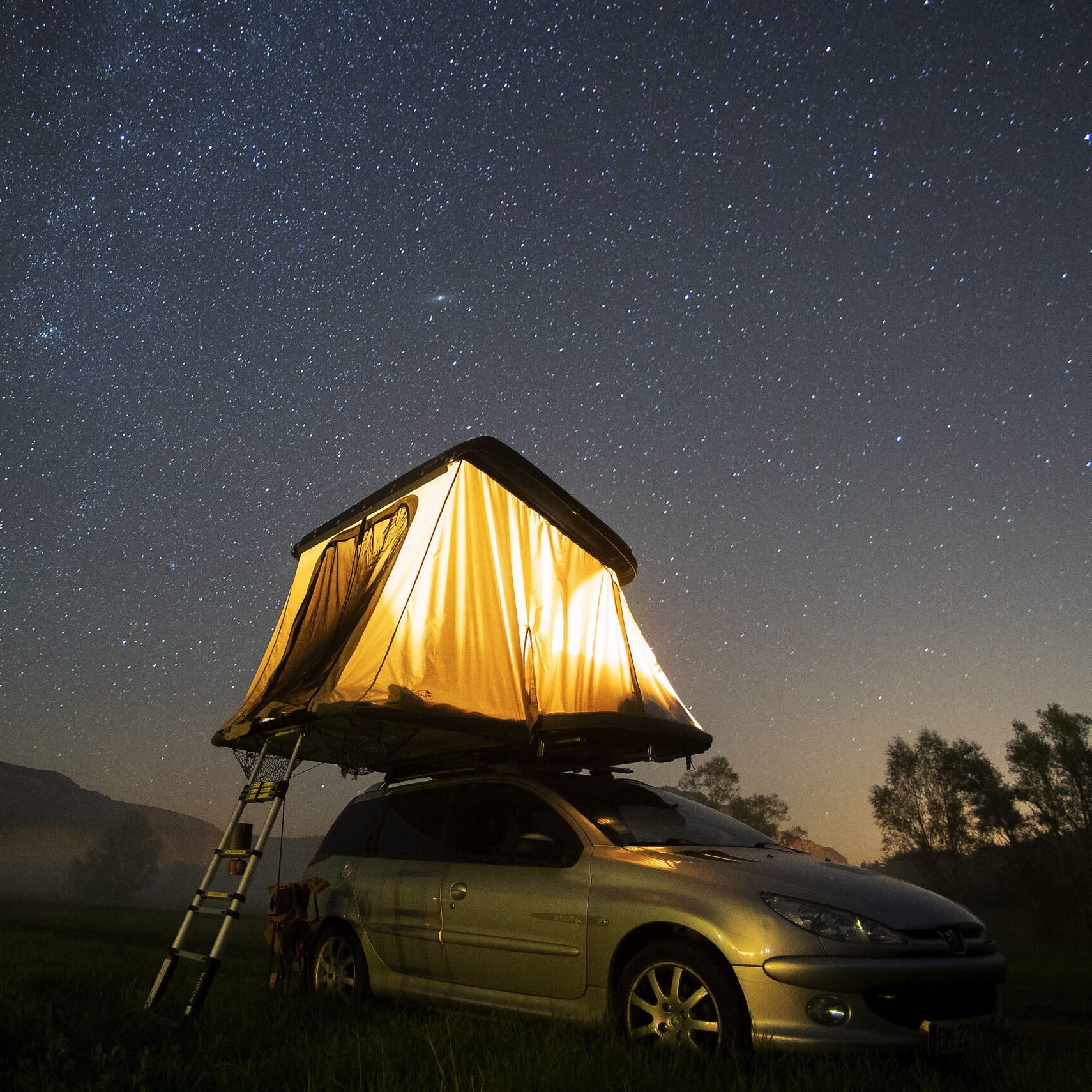 Roof tent Naïtup QUATRO - sleeping under the stars - 3 to 4 people