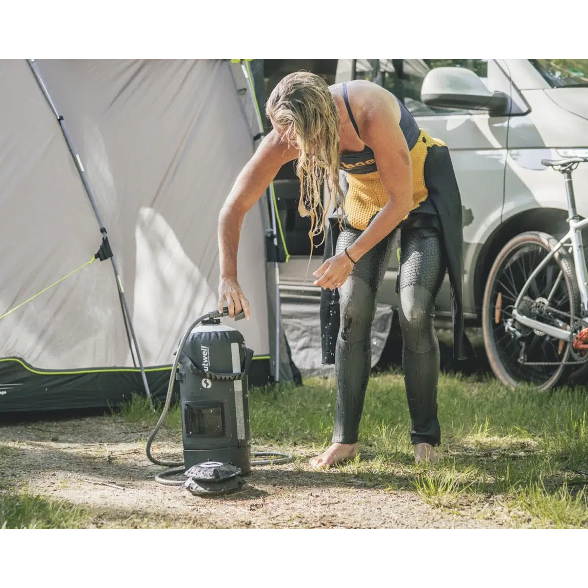 Seabreeze pressure shower - Comfortable showering outdoors - Outwell