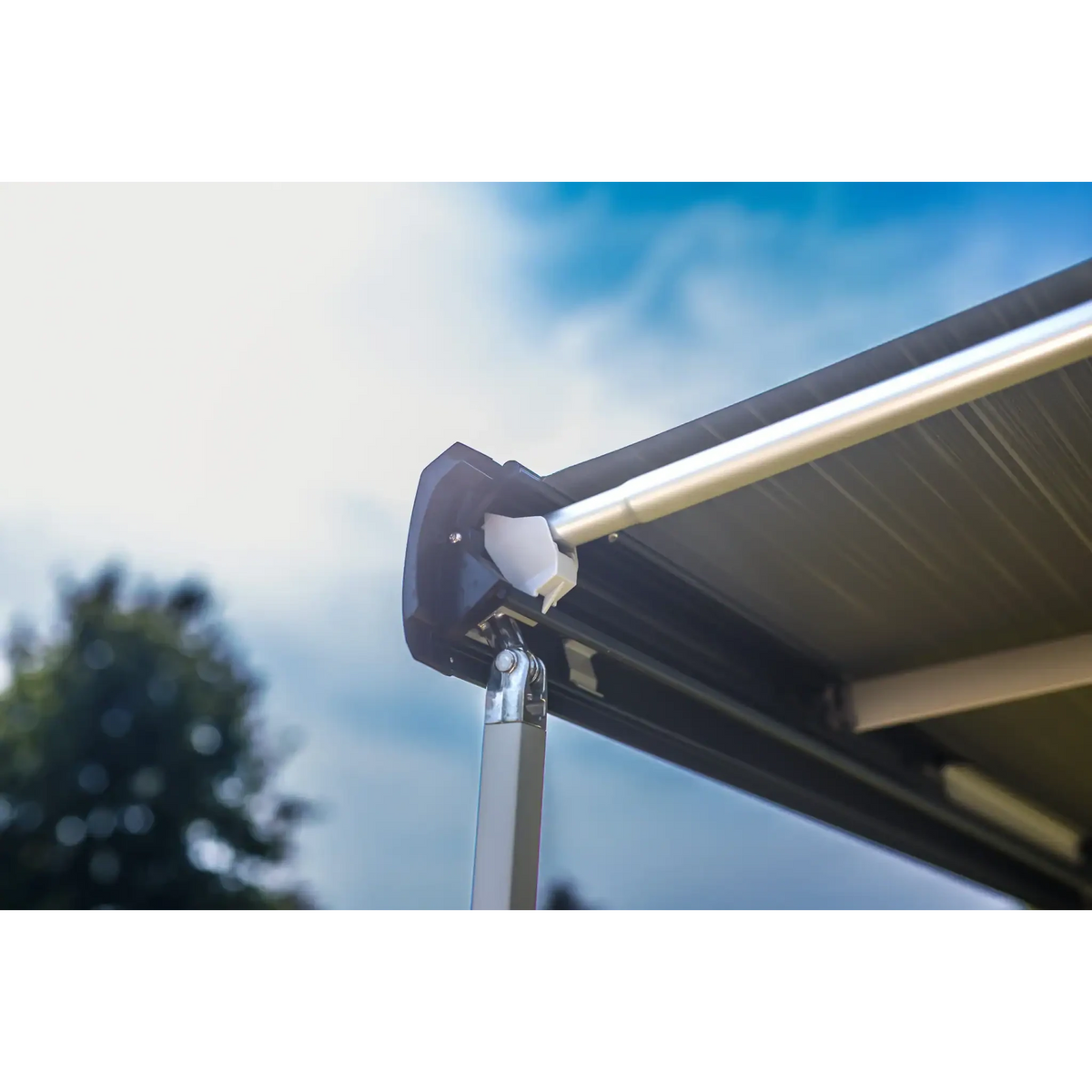 Universelle Dachstange – Aluminium 28 mm – Reda