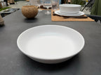 Beautiful elegant summer tableware in Edge Matte Azul plastic