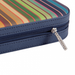 Sieraden etui Claire van Remember in blauw-multi-color close-up van de sluiting