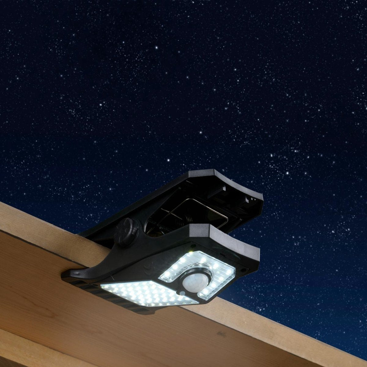 Solar lamp in the shape of a clamp with motion sensor - Grundig