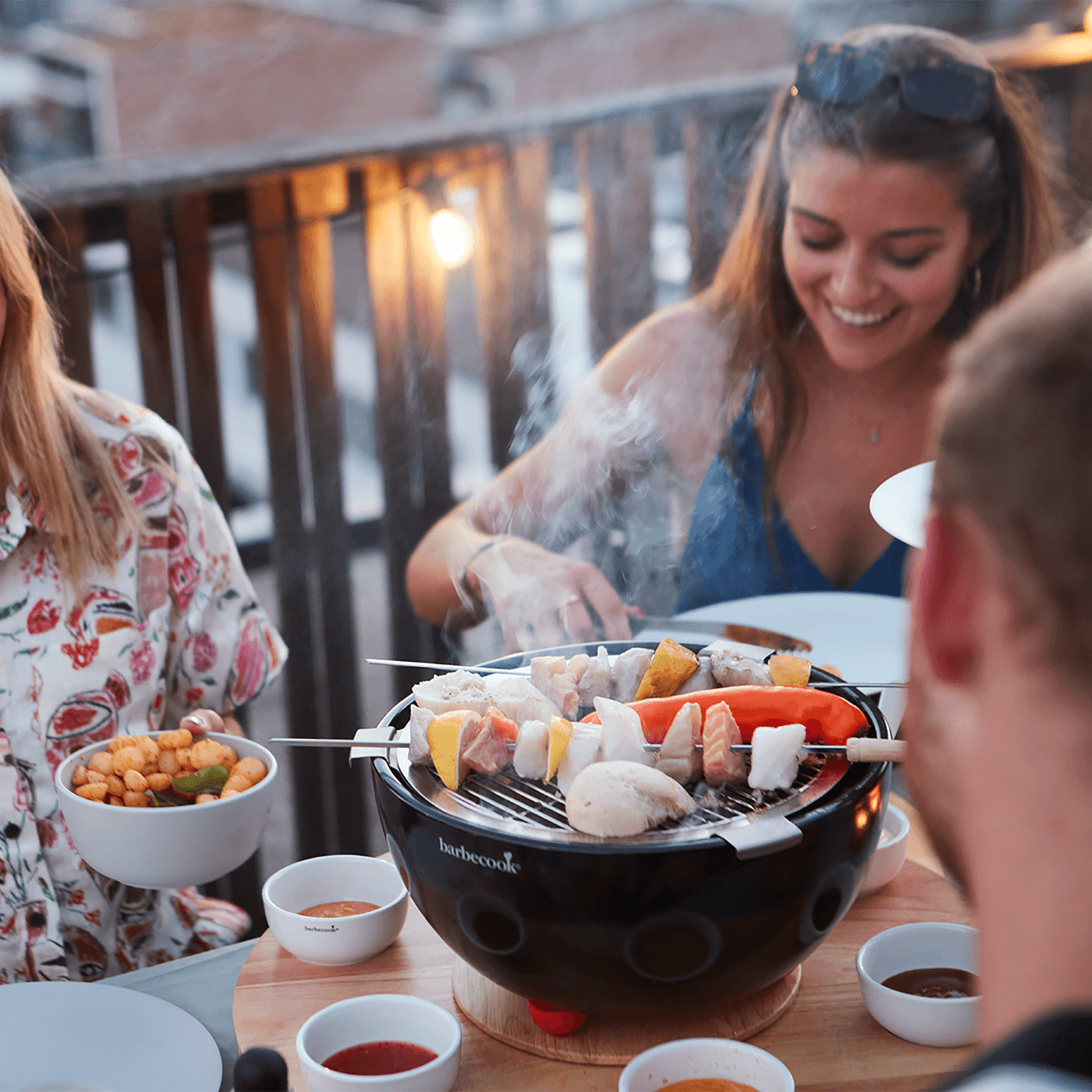 Table charcoal barbecue Joya with 4 stainless steel tongs - Barbecook