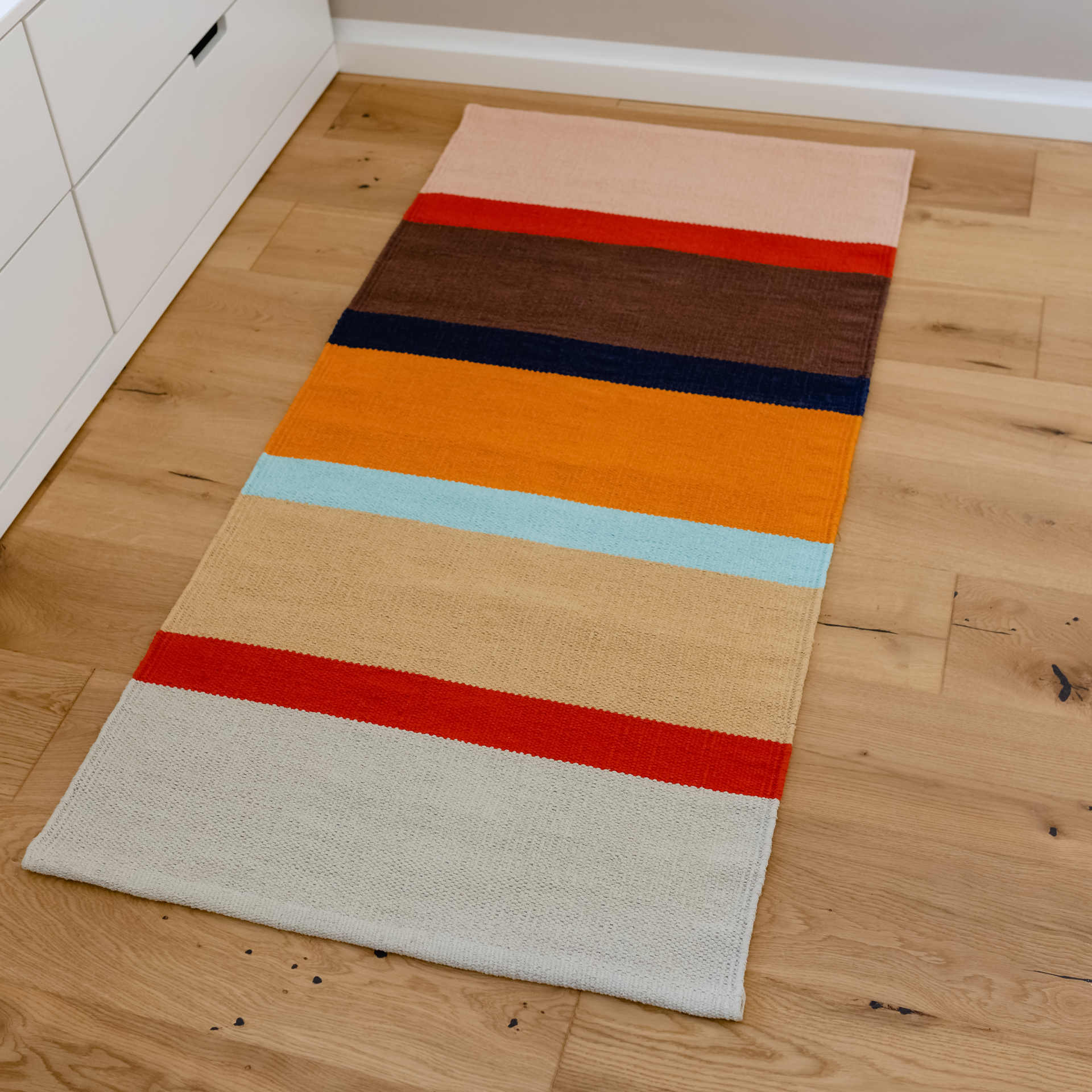 Carpet runner with colorful stripes in robust cotton - Remember