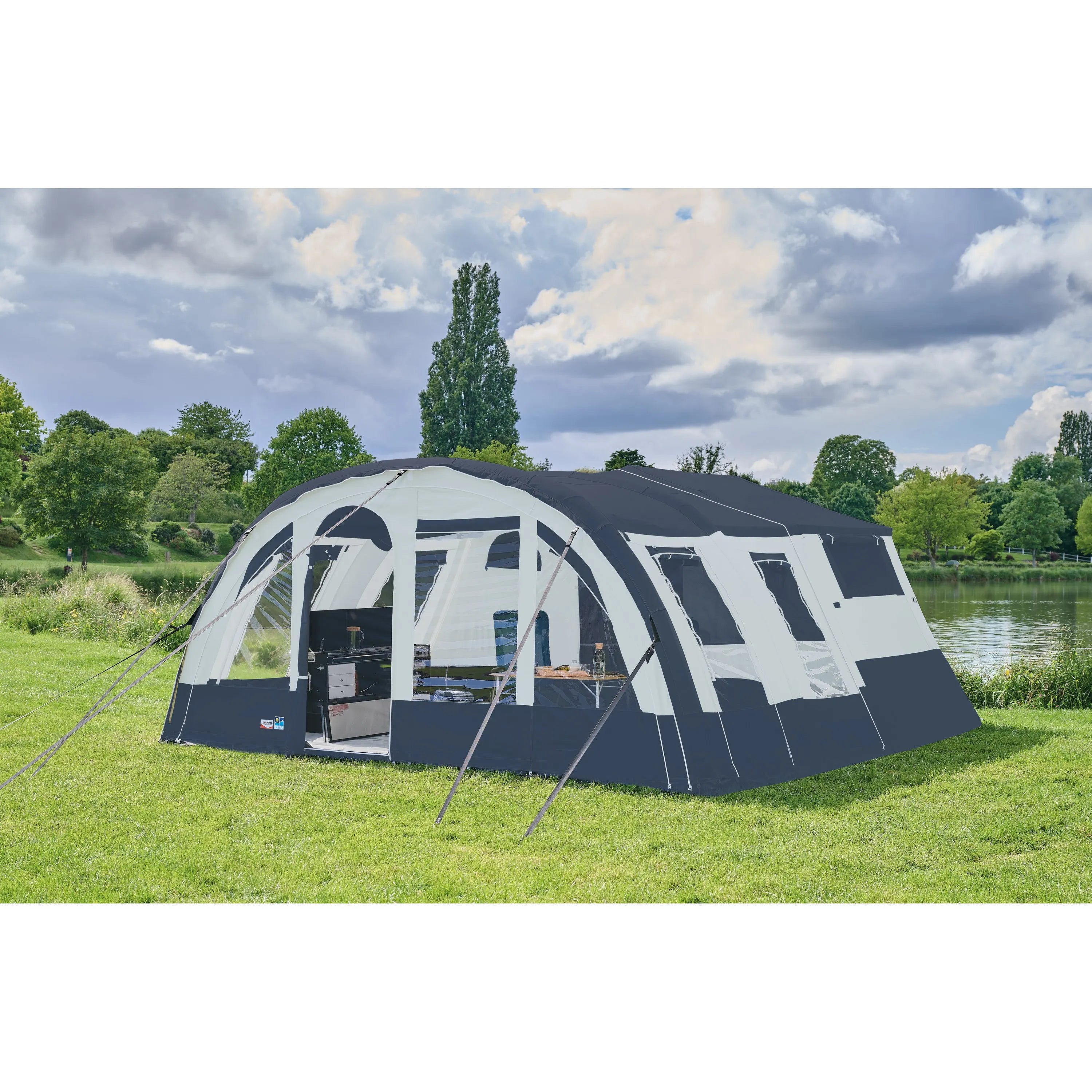 Folding trailer with inflatable awning for 4 people Jamet Air model 2025
