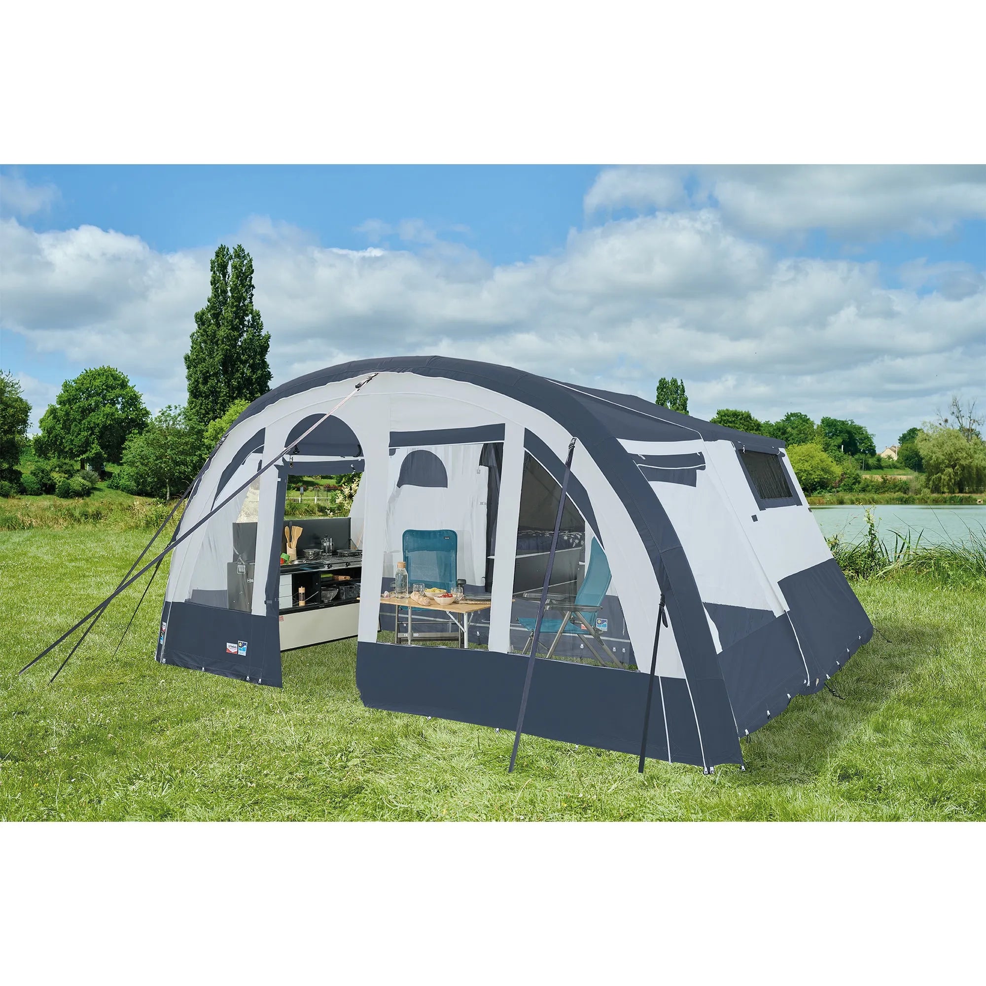 Folding trailer with inflatable awning for 4 people Jamet Air model 2025