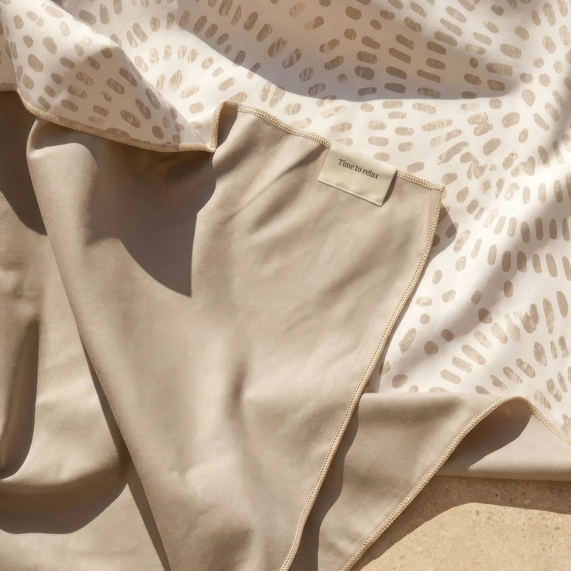 Walra beach towel - lightweight and fast drying - different colors