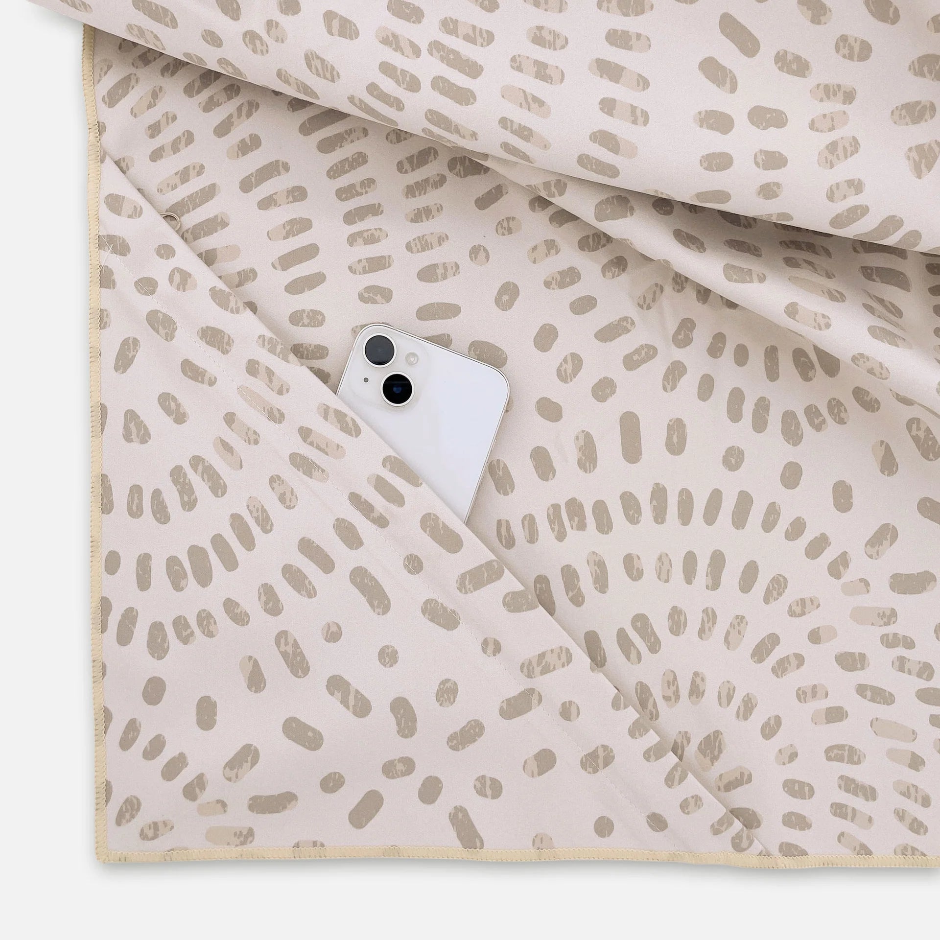 Walra beach towel - lightweight and fast drying - different colors