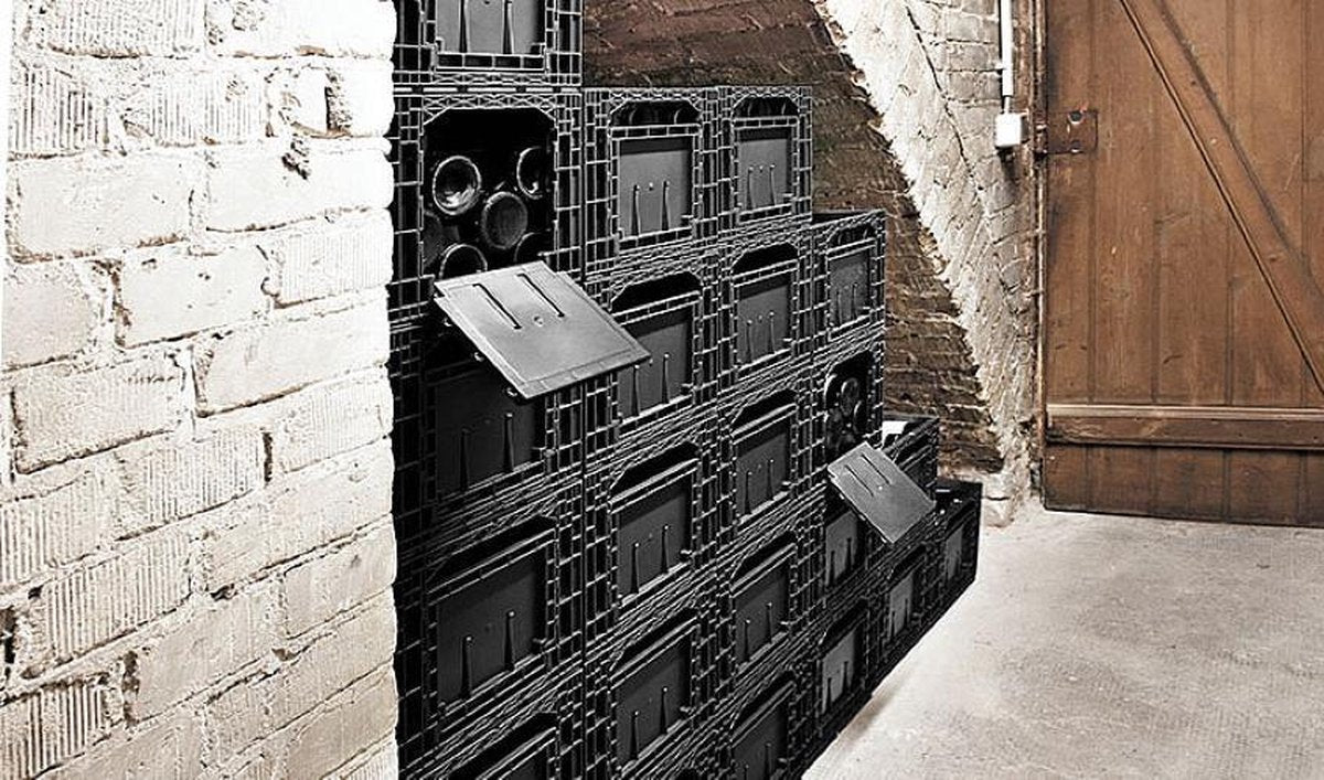 Foldable wine box for 12 bottles - Isoco Technology Plastics