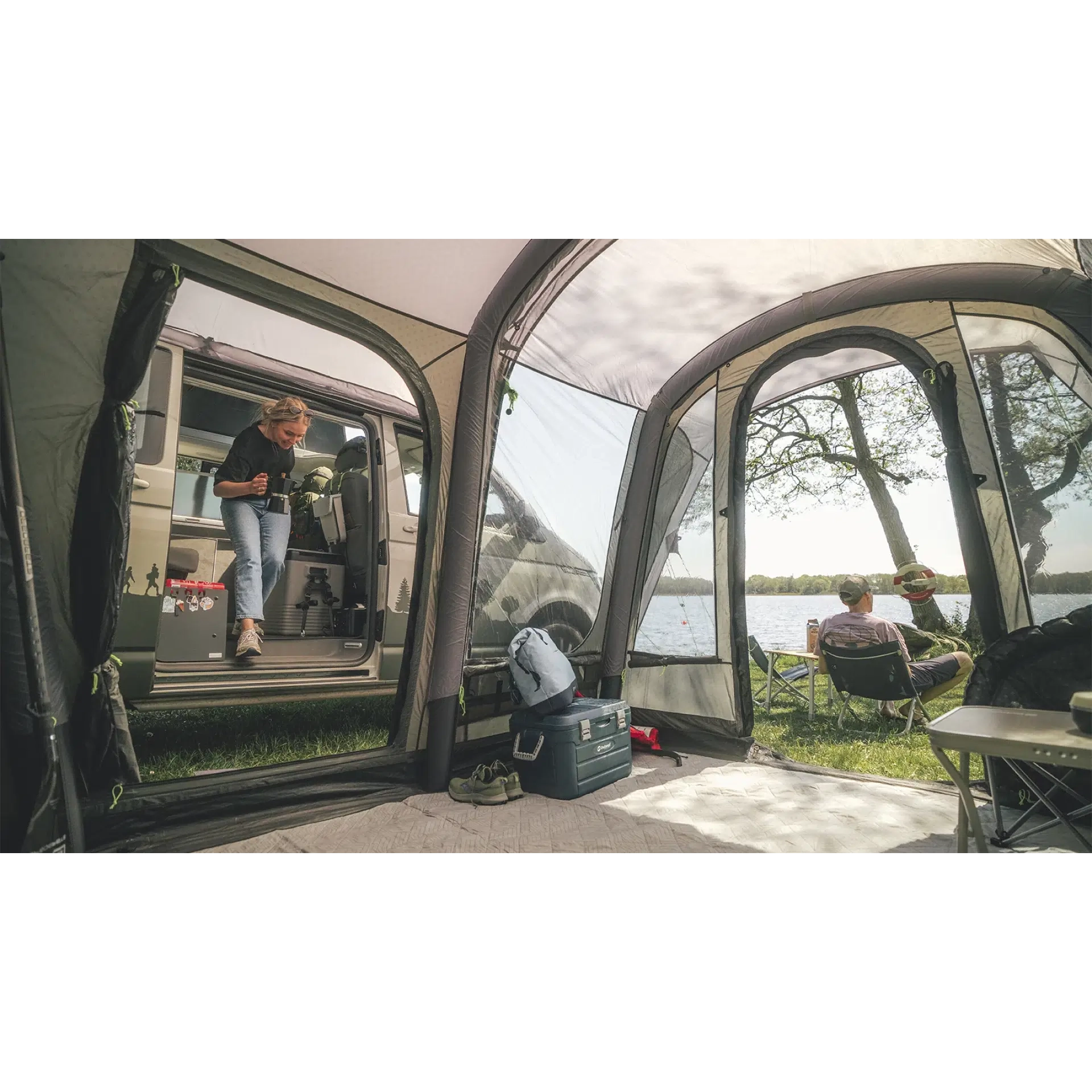 Outwell Wolfburg Air - Drive away inflatable awning